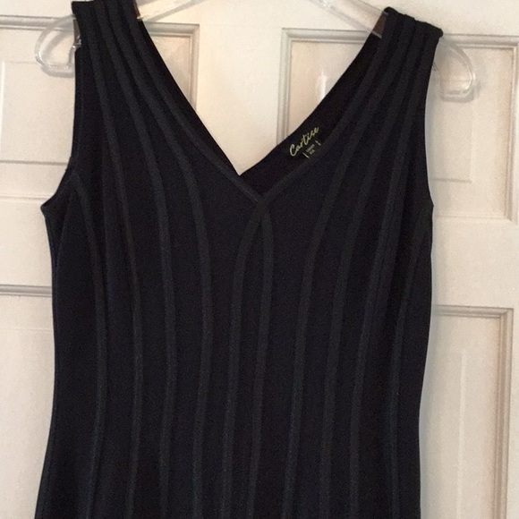 Cartise Black Dress.  Dinner-Weddings-Parties - Picture 5 of 10